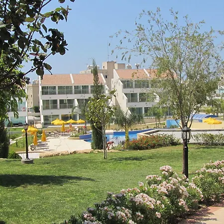Bayview Gardens Διαμέρισμα *