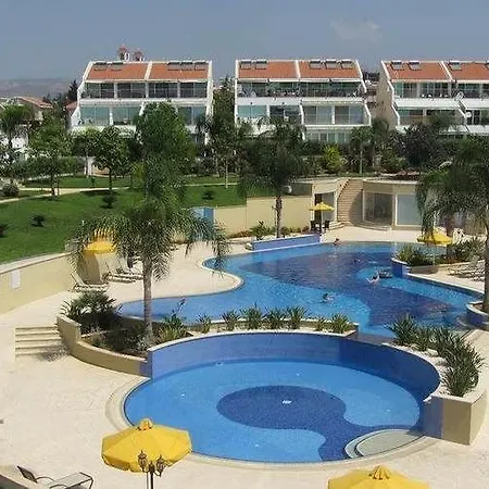 Bayview Gardens *